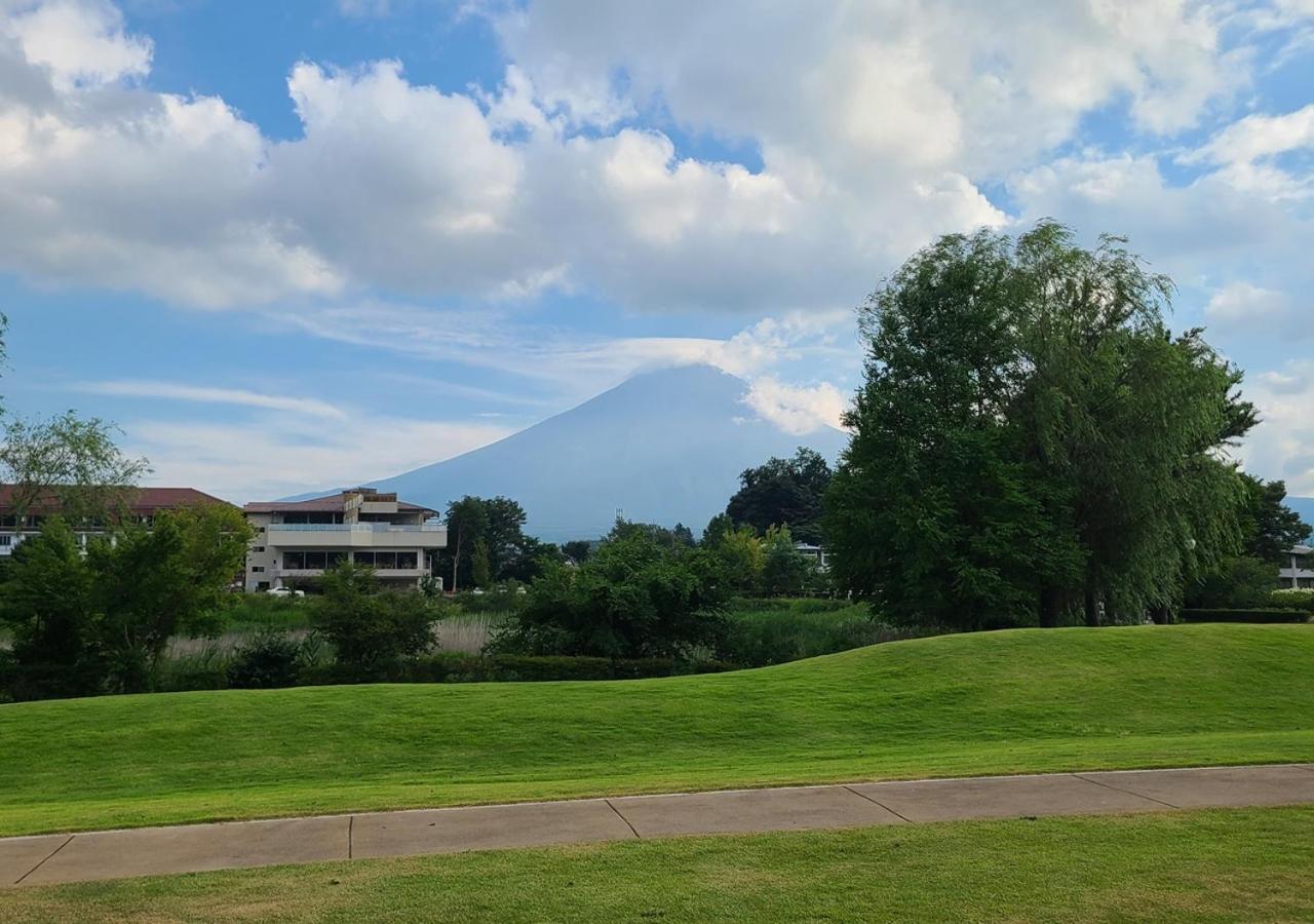 ブルーバードホテル 富士河口湖町 エクステリア 写真