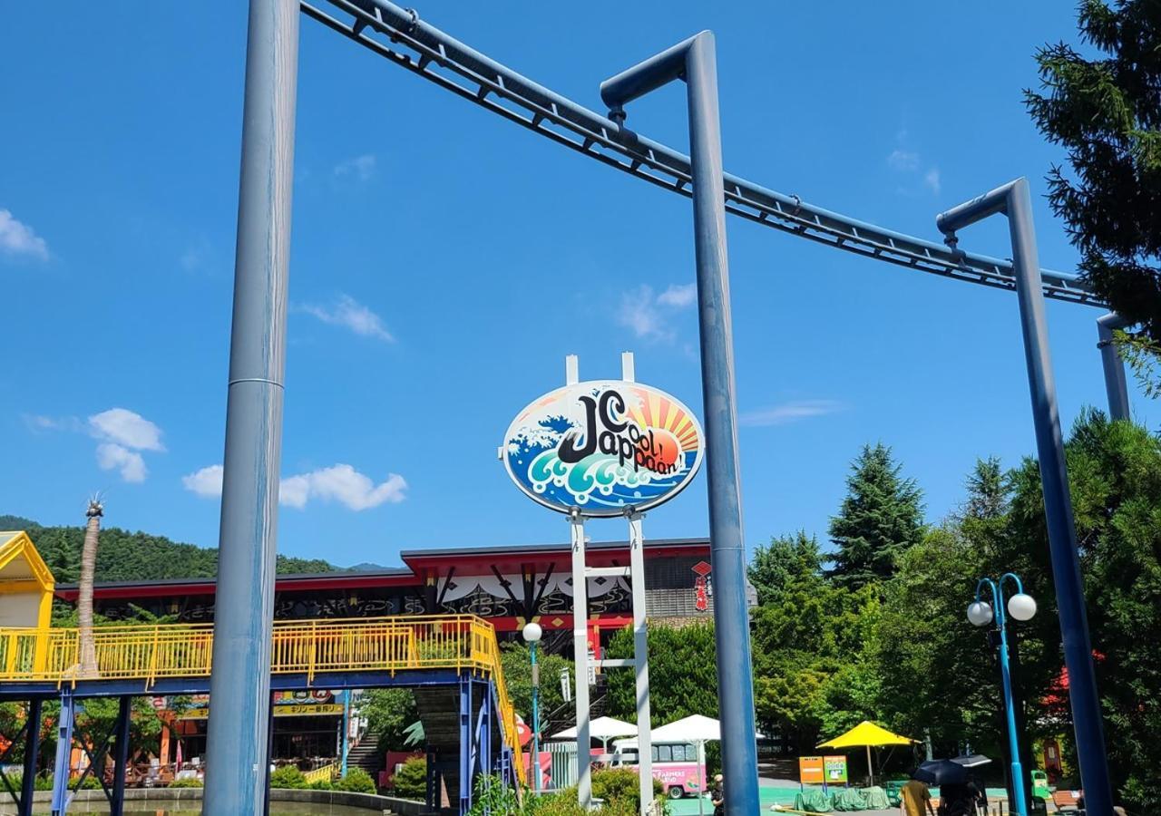 ブルーバードホテル 富士河口湖町 エクステリア 写真