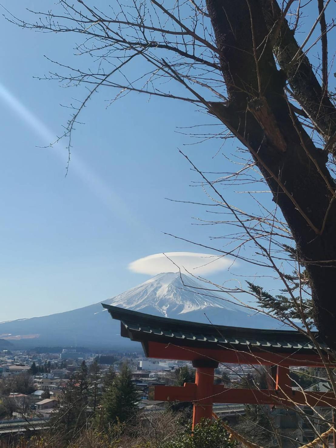 ブルーバードホテル 富士河口湖町 エクステリア 写真